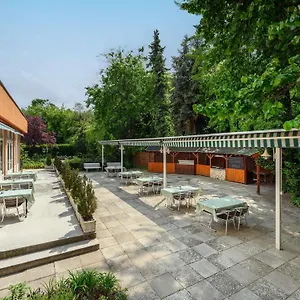 https://ibis-budapest-aero-hotel.inbudapesthotels.com